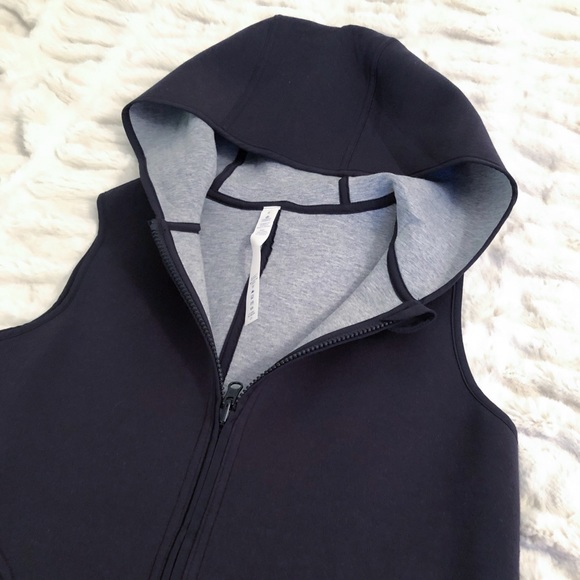 Lululemon Reversible Insculpt Vest - Picture 3 of 6